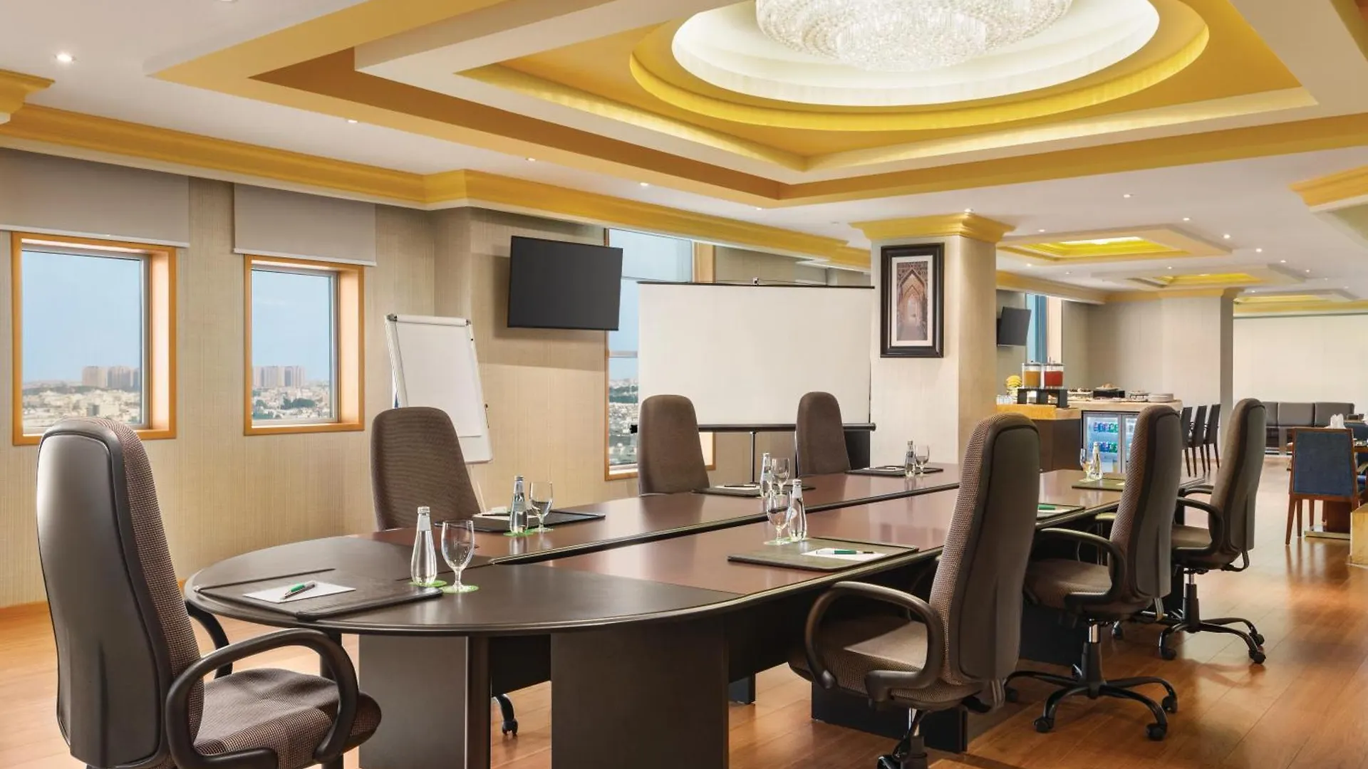 Wyndham Garden Dammam Hotel 4*,